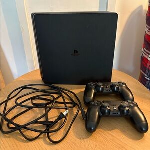 Sony PlayStation 4